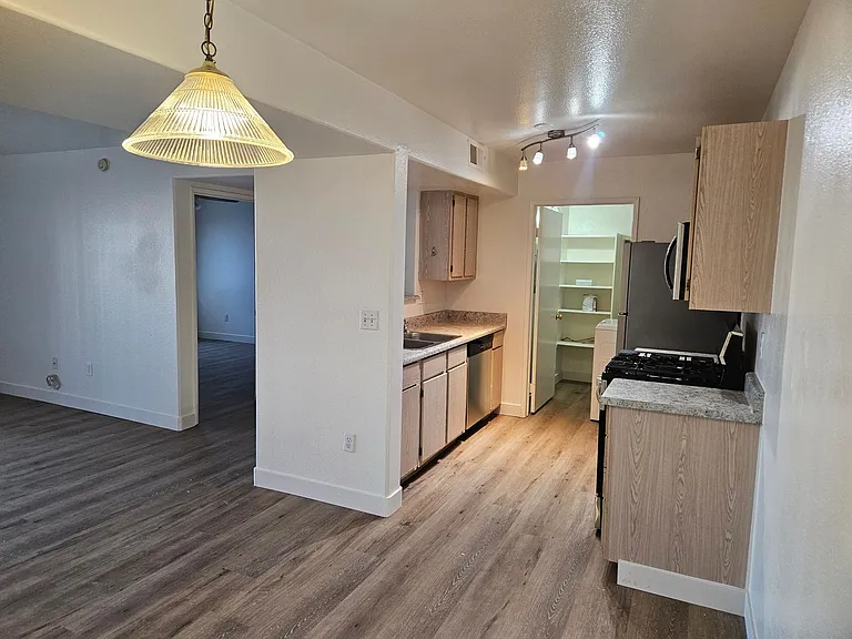 7885 W Flamingo Rd #1127 — Photo 7