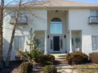 5474 Woodfield Way, Carmel, IN