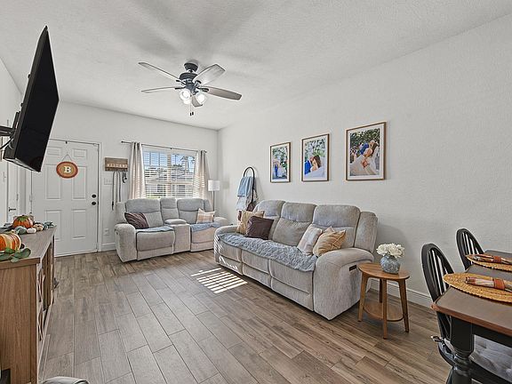 5th image of 22784 Lafourche Ln