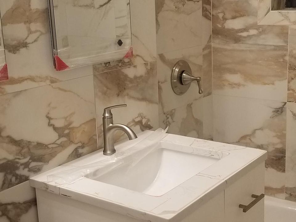 1st image of 14055 Burden Cres APT 6F
