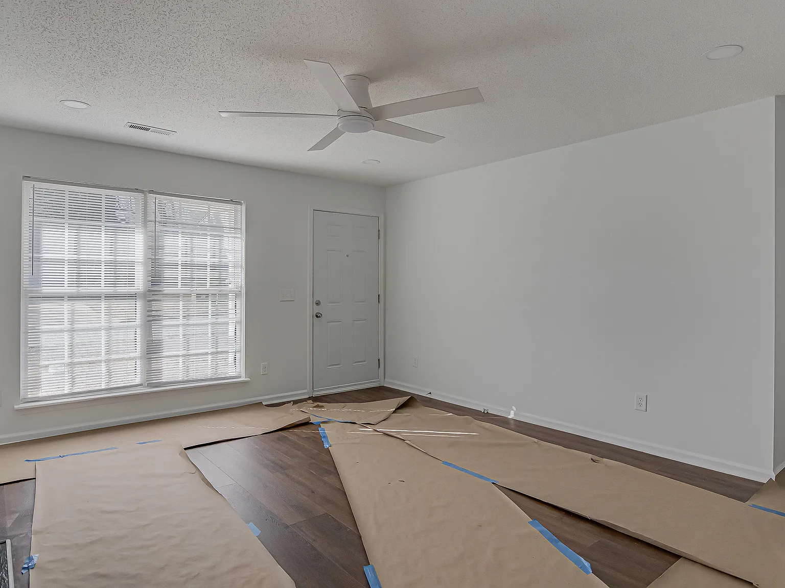 3 bed, 1135 sqft, $1,850 — Photo 3