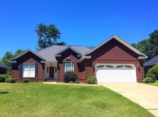 1240 Cutleaf Dr, Sumter, SC 29150