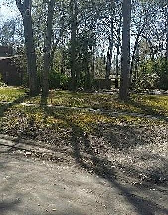 2nd image of 2756 Admirals Walk Dr W
