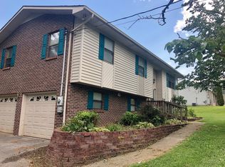 607 Valley View St, Seymour, TN 37865