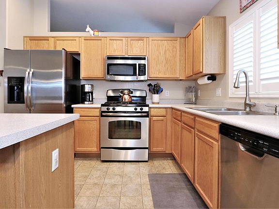 4th image of 7510 S Cordelia Ave