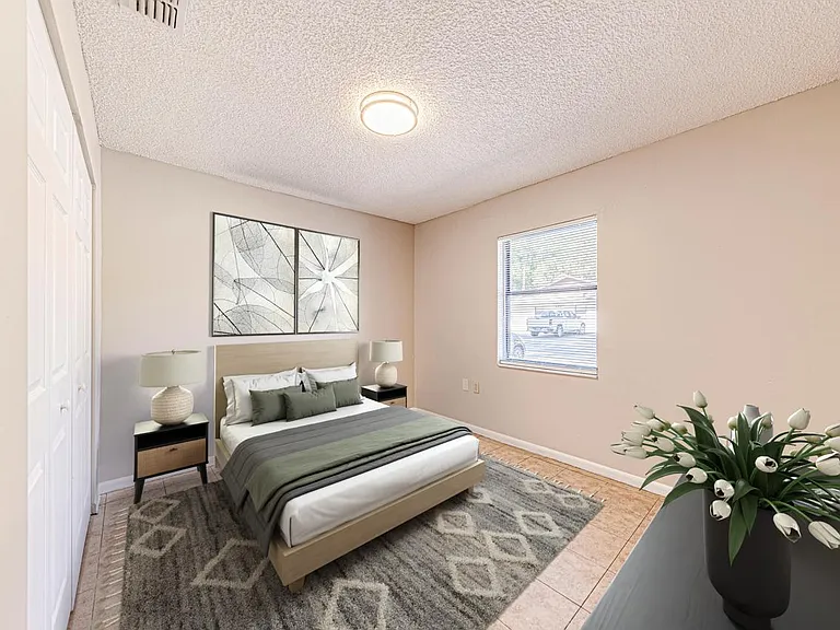 415 NE 11th Ave #1 — Photo 6