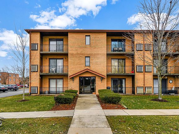 2nd image of 7321 175th St APT 1E
