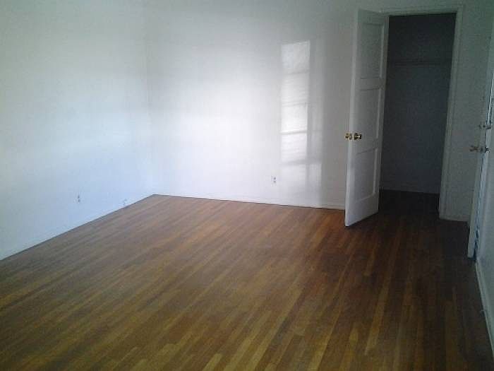 1st image of 3802 Lockland Dr