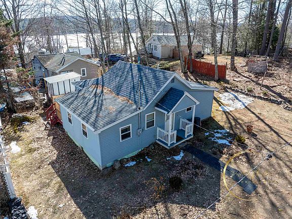3rd image of 5 Glenwood Lane