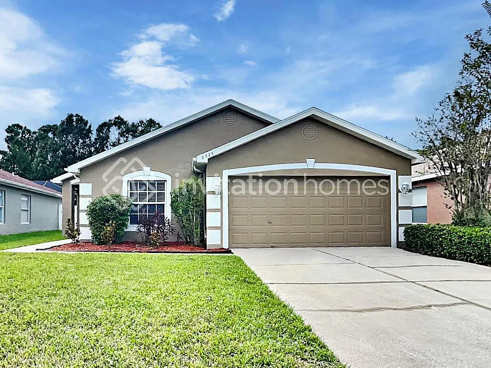 8525 Tidal Bay Ln