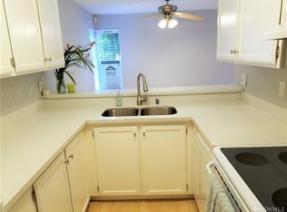 11815 93rd Ln NE APT 204, Kirkland, WA 98034