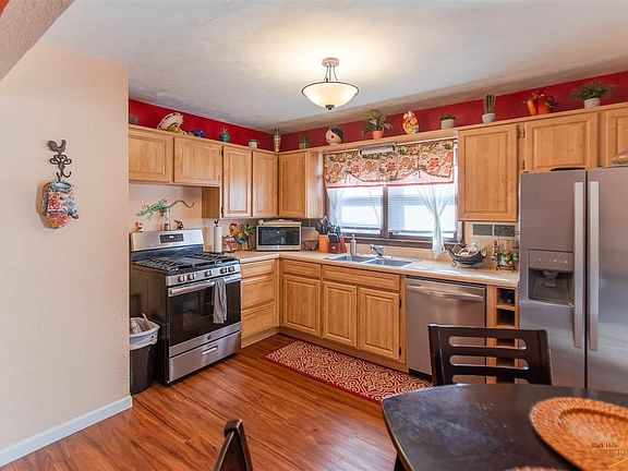5th image of 3012 Lynnwood Ave