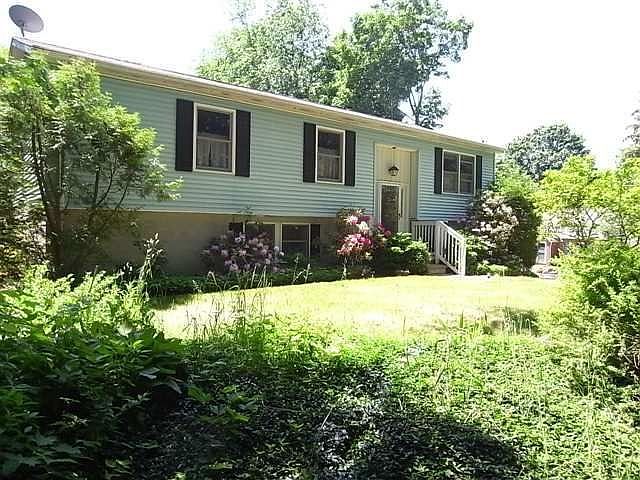 1st image of 36 Elting Ave