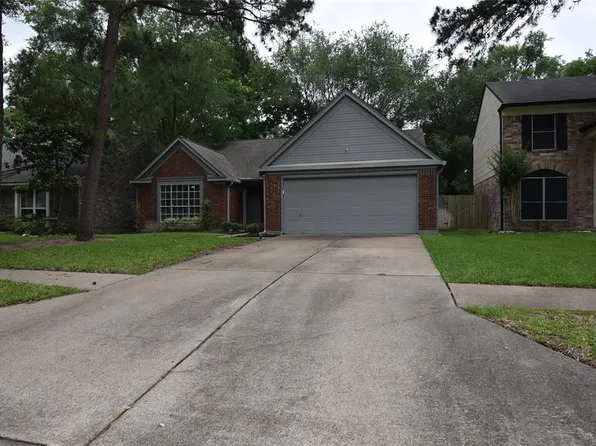 7910 Shangrila Ln, Houston, TX 77095