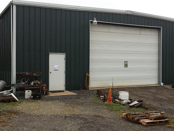 2nd image of 11167 Island Lake Rd
