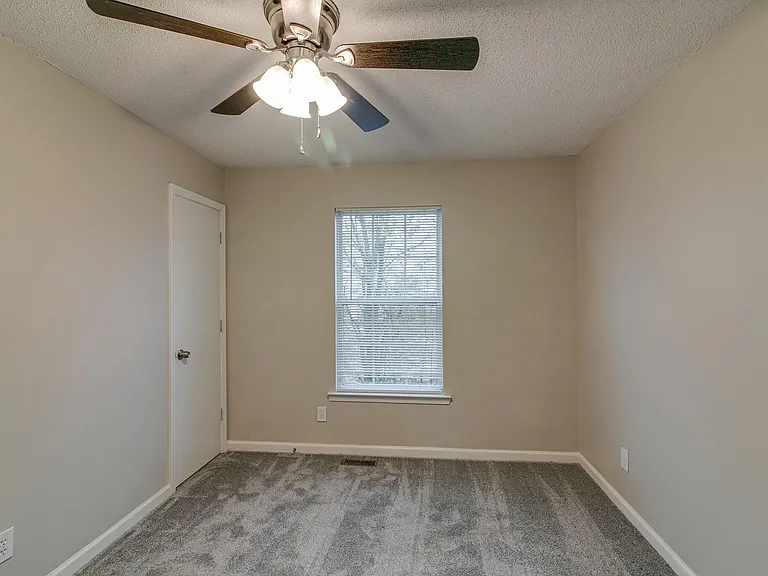 1244 Parkway Pl #C — Photo 18