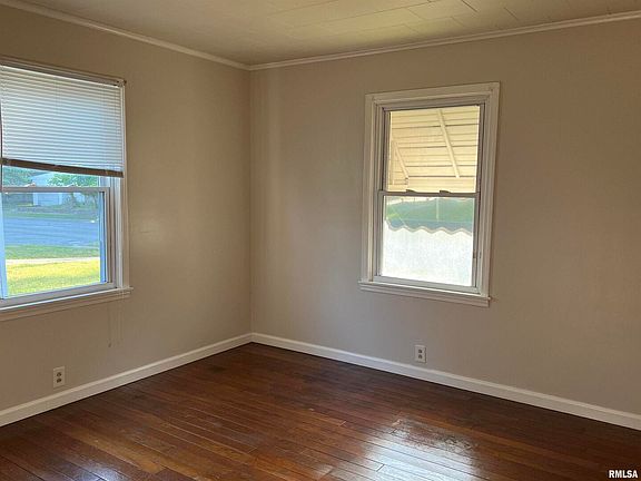 5th image of 304 N Oakland Ave
