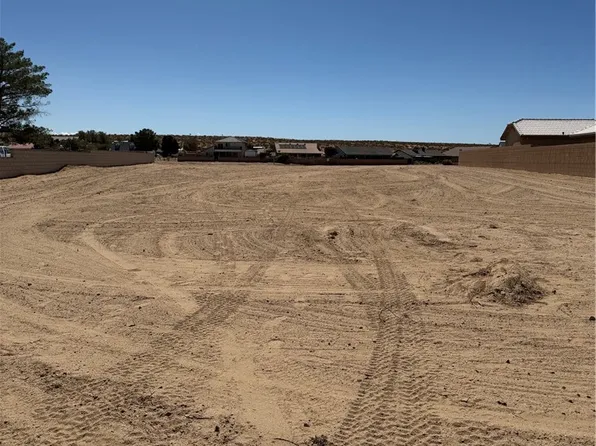 13741 Branding Iron Dr Unit 68, Helendale, CA 92342