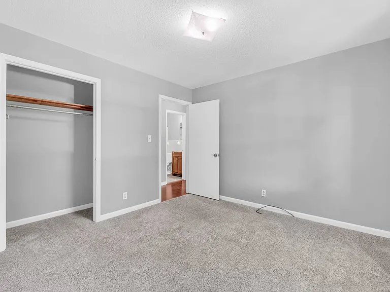 502 Havendale Ct — Photo 24