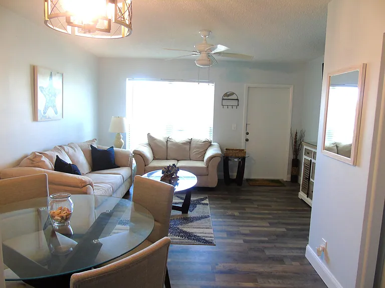 309 Circle Dr S #204 — Photo 7