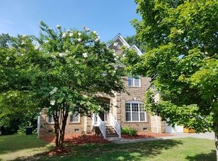 418 Sheltered Cove Ct, Fort Mill, SC 29708
