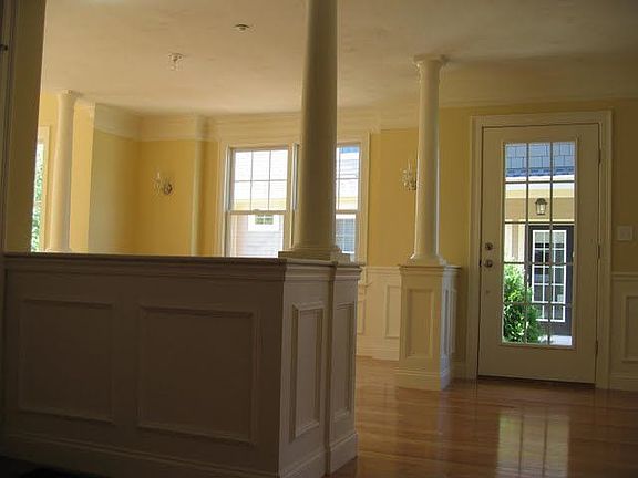 Entrance / Foyer