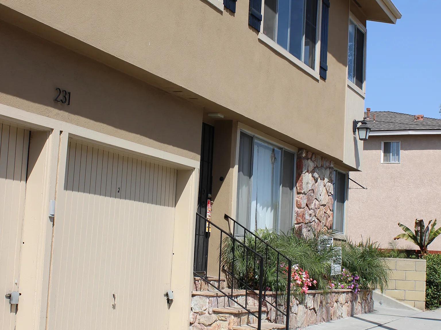 231 Grand Avenue — Photo 2