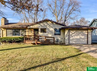 4712 Grover St, Omaha, NE 68106