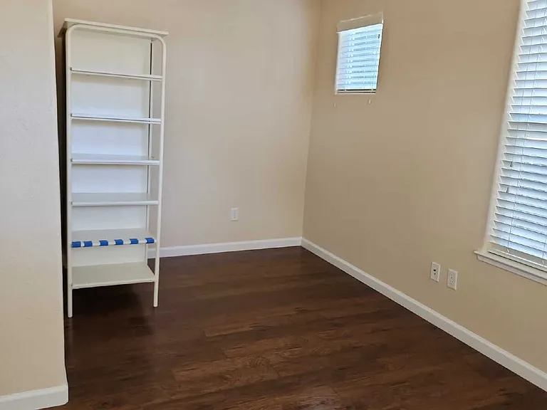 339 Ensenada Dr — Photo 3