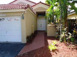 11736 SW 90th Ter, Miami, FL 33186