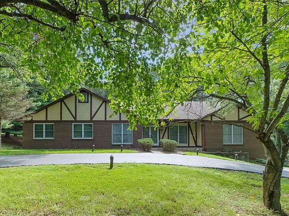 2nd image of 14910 Afshari Cir