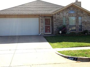 6108 Seese Dr, Arlington, TX 76018
