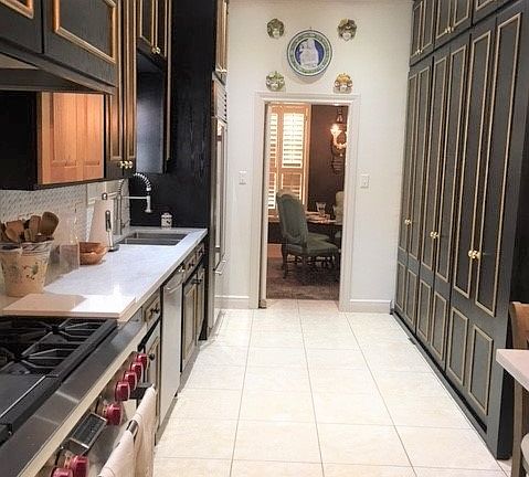 2nd image of 2707 Burke Dr