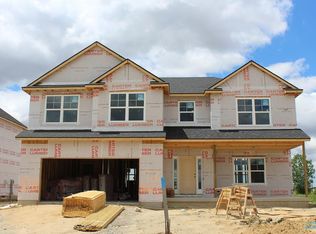 5641 Harris Hawk Ln, Sylvania, OH 43560