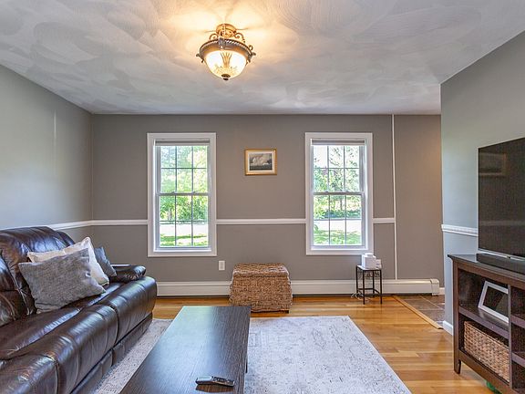 3rd image of 80 Slater St