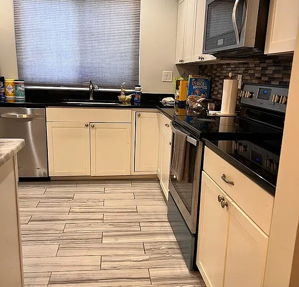 7134 Ora Glen Ct — Photo 3