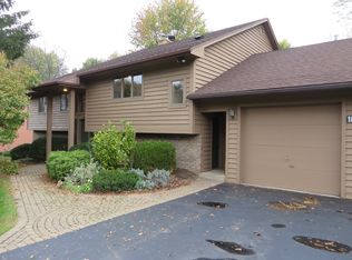 1640 Blossom Rd, Rochester, NY 14610