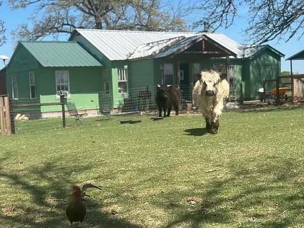 2307 County Road 3416, Byars, OK 74831