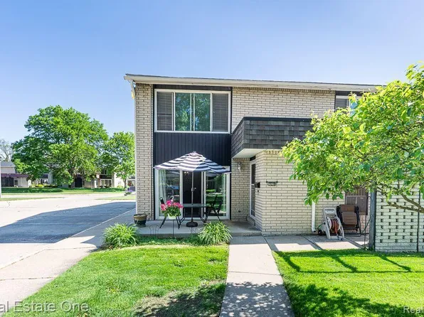 8240 Karam Blvd Unit 1, Warren, MI 48093