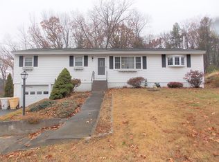 15 Kent Dr, Hudson, MA 01749