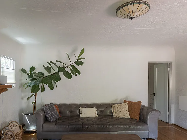 1278 Phillips Ln — Photo 37