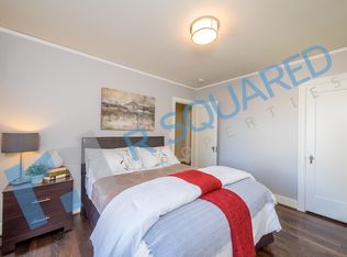 1939 10th Ave E #A, Seattle, WA 98102