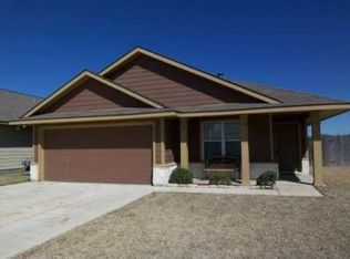 3909 Crown Ridge Ct, College Station, TX 77845