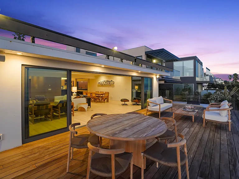 Dine with a view, then sink into a designer lounge chair to take it all in.