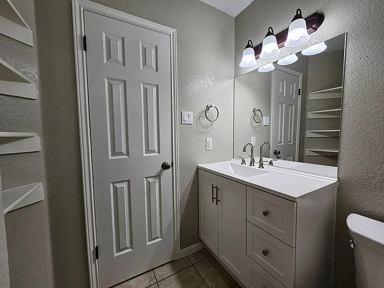 4211 Breckenridge Dr — Photo 16