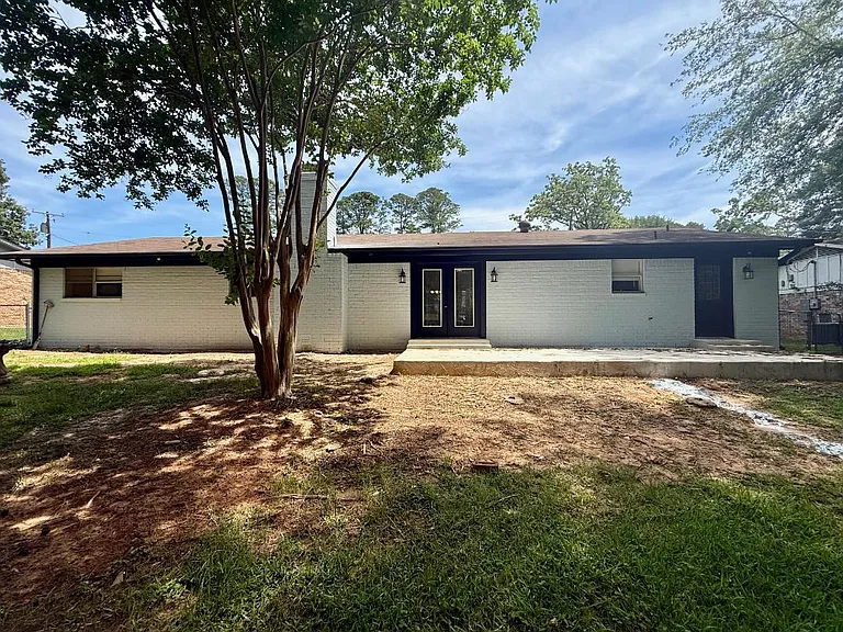 1005 Seminole Ln — Photo 26