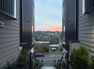 3088 SW Avalon Way #D, Seattle, WA 98126