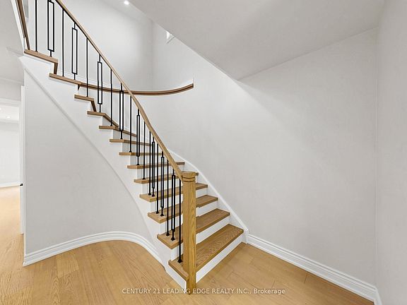 4th image of 23 Spragg Cir