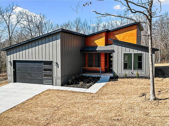2nd image of 6 Alloway Ln