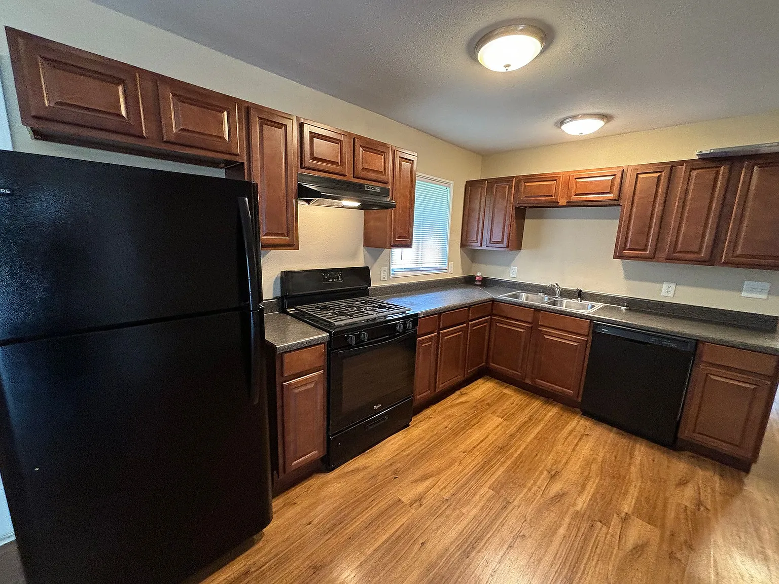 57 N Meadowcliff Dr — Photo 3